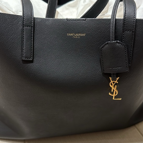 Authentic YSL east west shopping bag tote in smooth black leather - Picture 3 of 14
